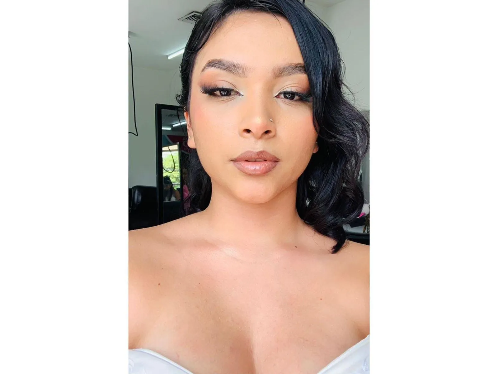 BellaSanderss profilbild på webbkameramodell