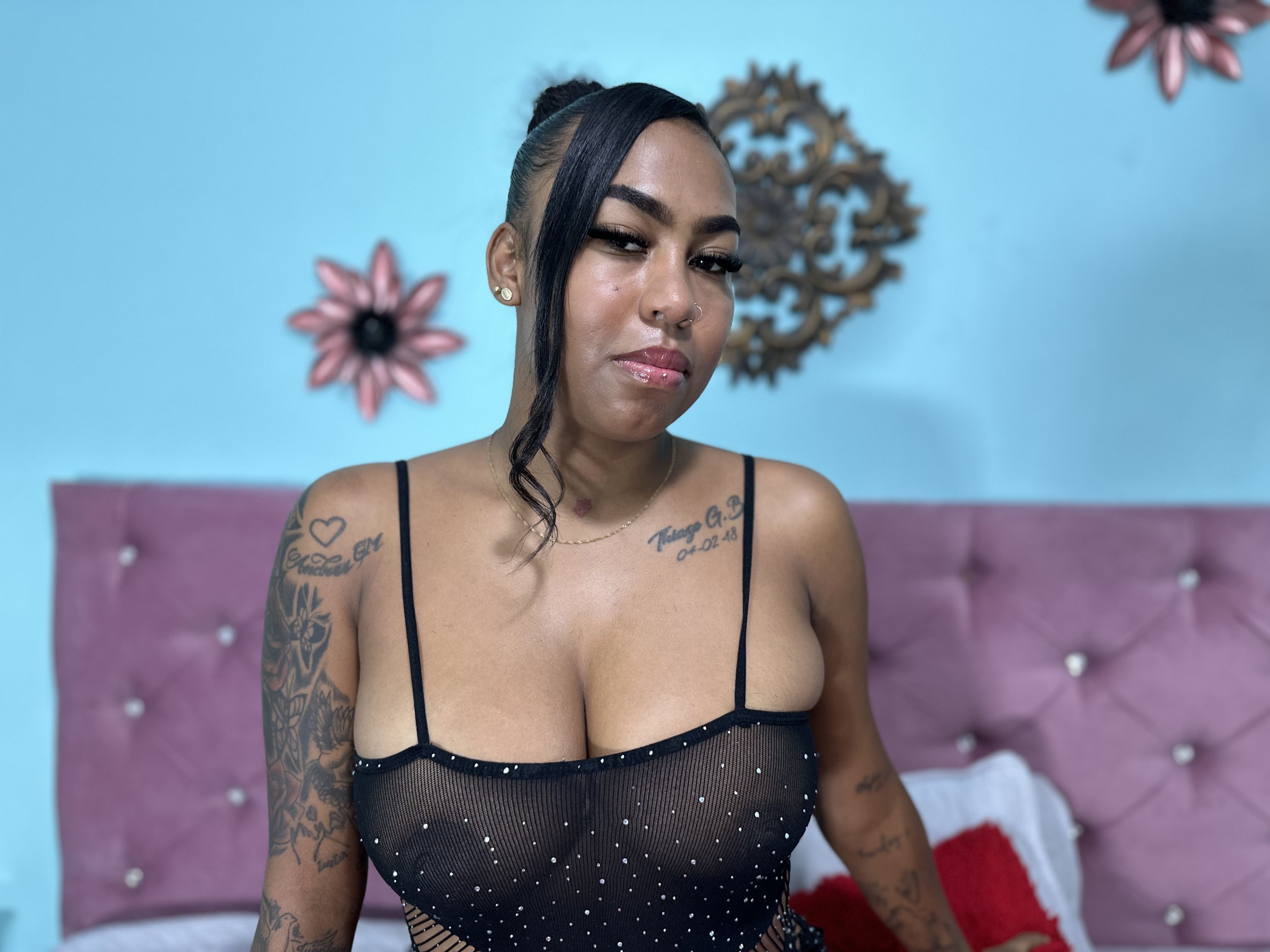 Image de profil du modèle de webcam CamilaQuintanaa