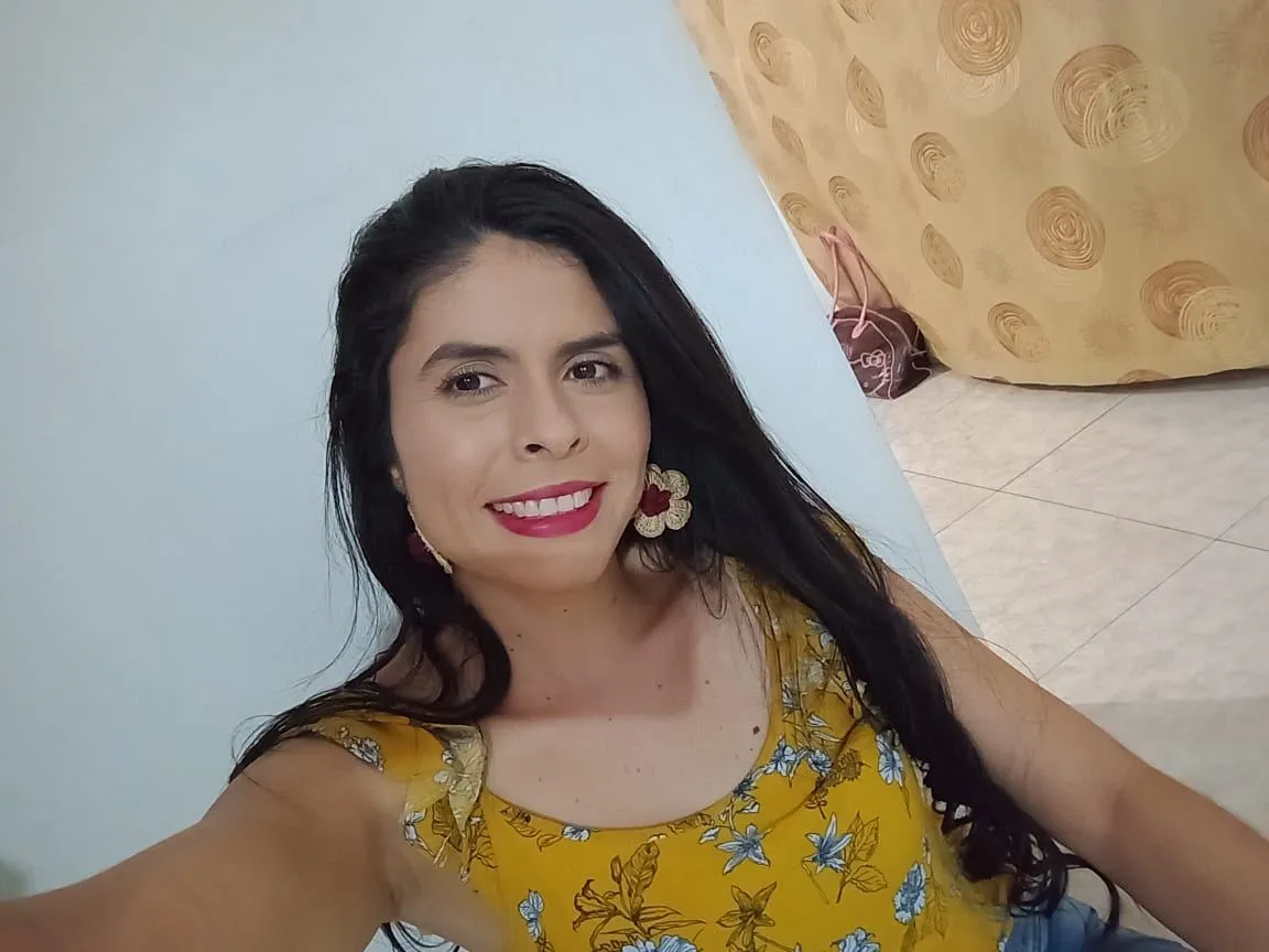 Imagen de perfil de modelo de cámara web de GemmaRoss