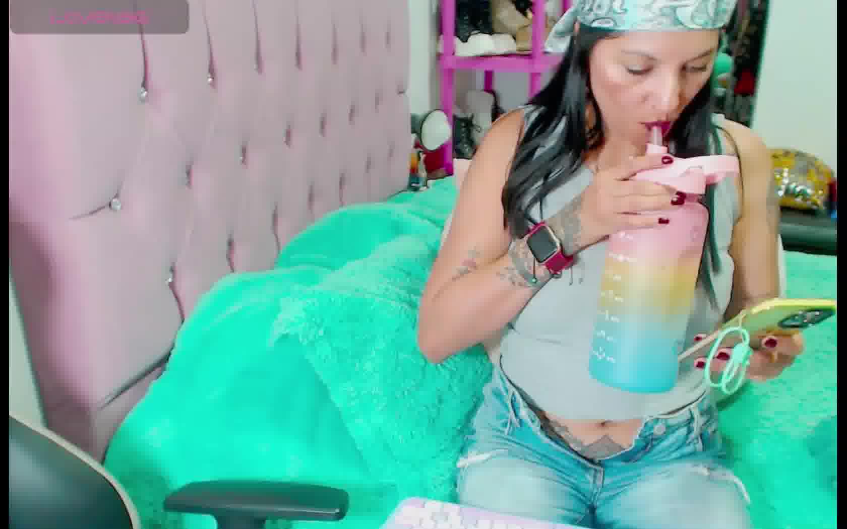 Artista Chriistal777 Video 1