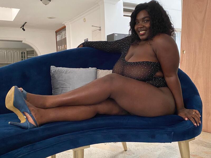 Performer LauraWillys Photo 10