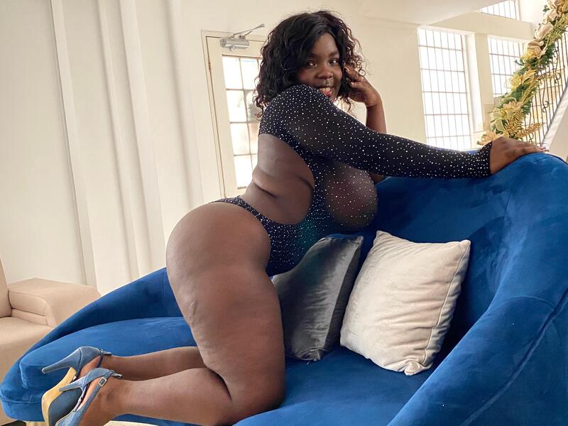 Performer LauraWillys Photo 8