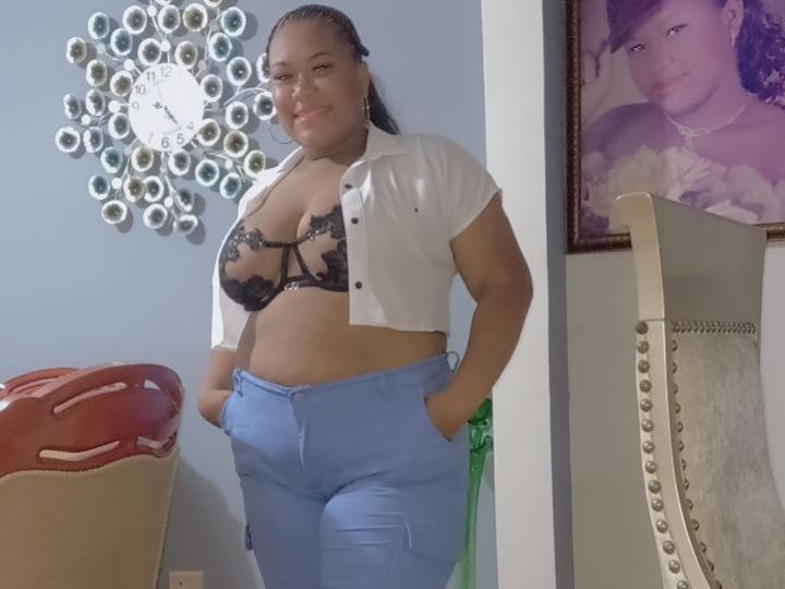 Imagen de perfil de modelo de cámara web de sandybigtitis