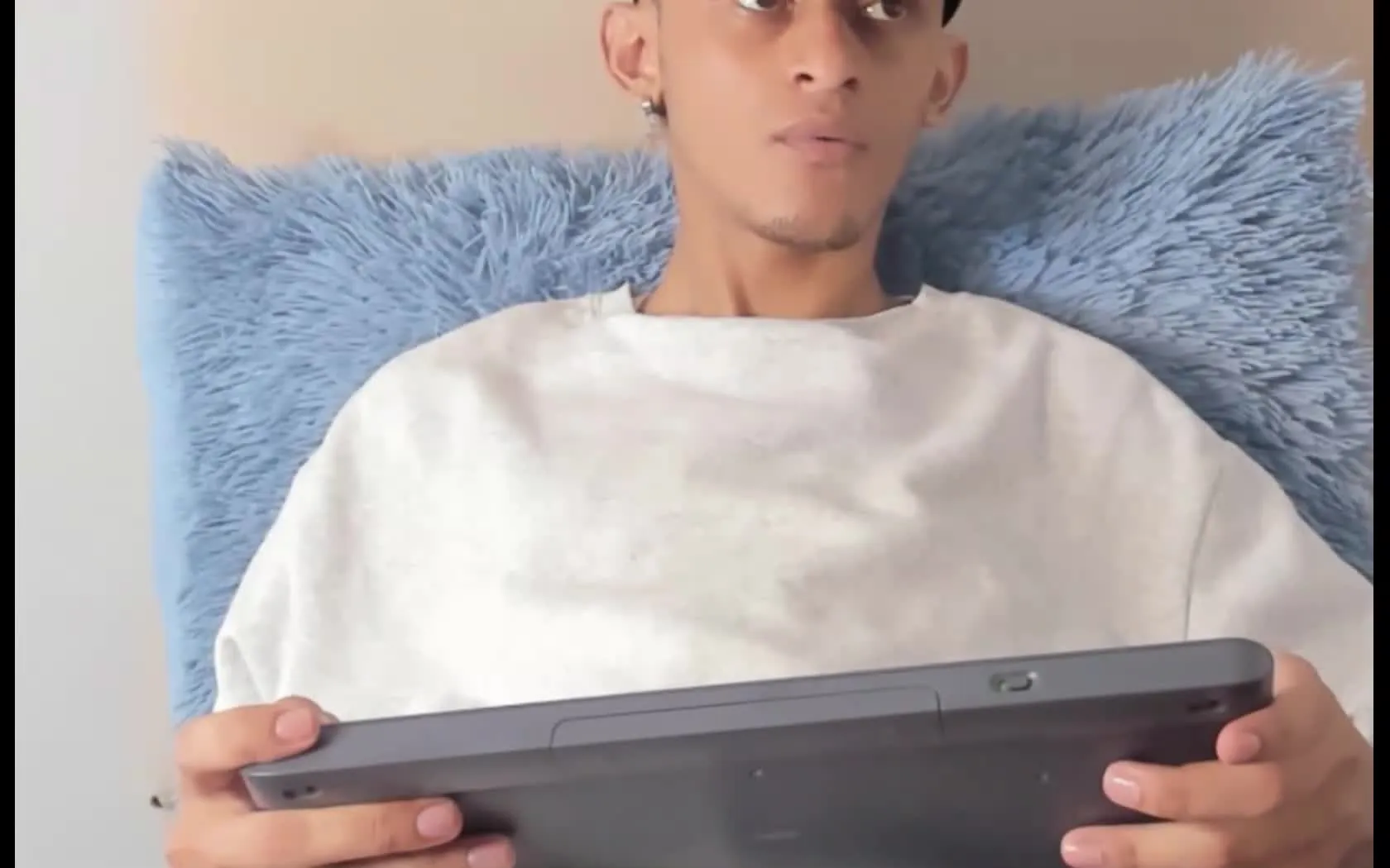 Interprete AleOlimpo Video 1