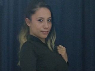 Image de profil du modèle de webcam SaraWillow