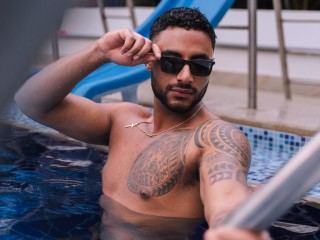 liangarcia101 profilbild på webbkameramodell