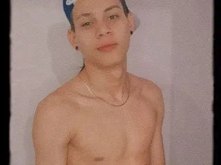 GUYBRACAMLOZ profilbild på webbkameramodell