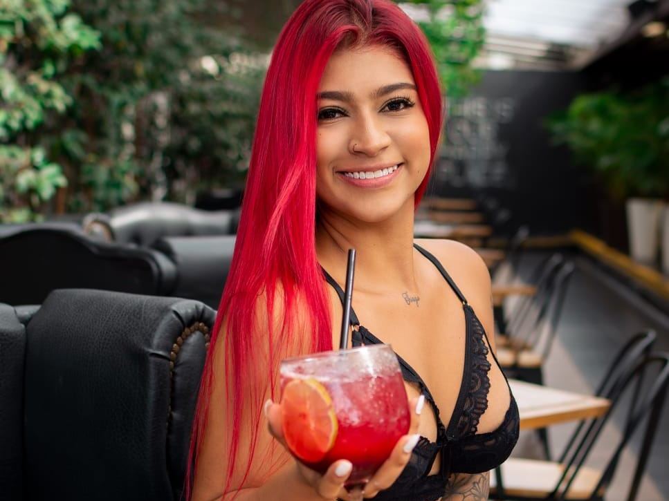 AlysonEvanss profilbild på webbkameramodell