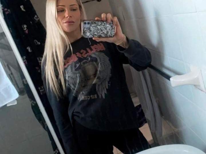 Imagen de perfil de modelo de cámara web de TinaMoss