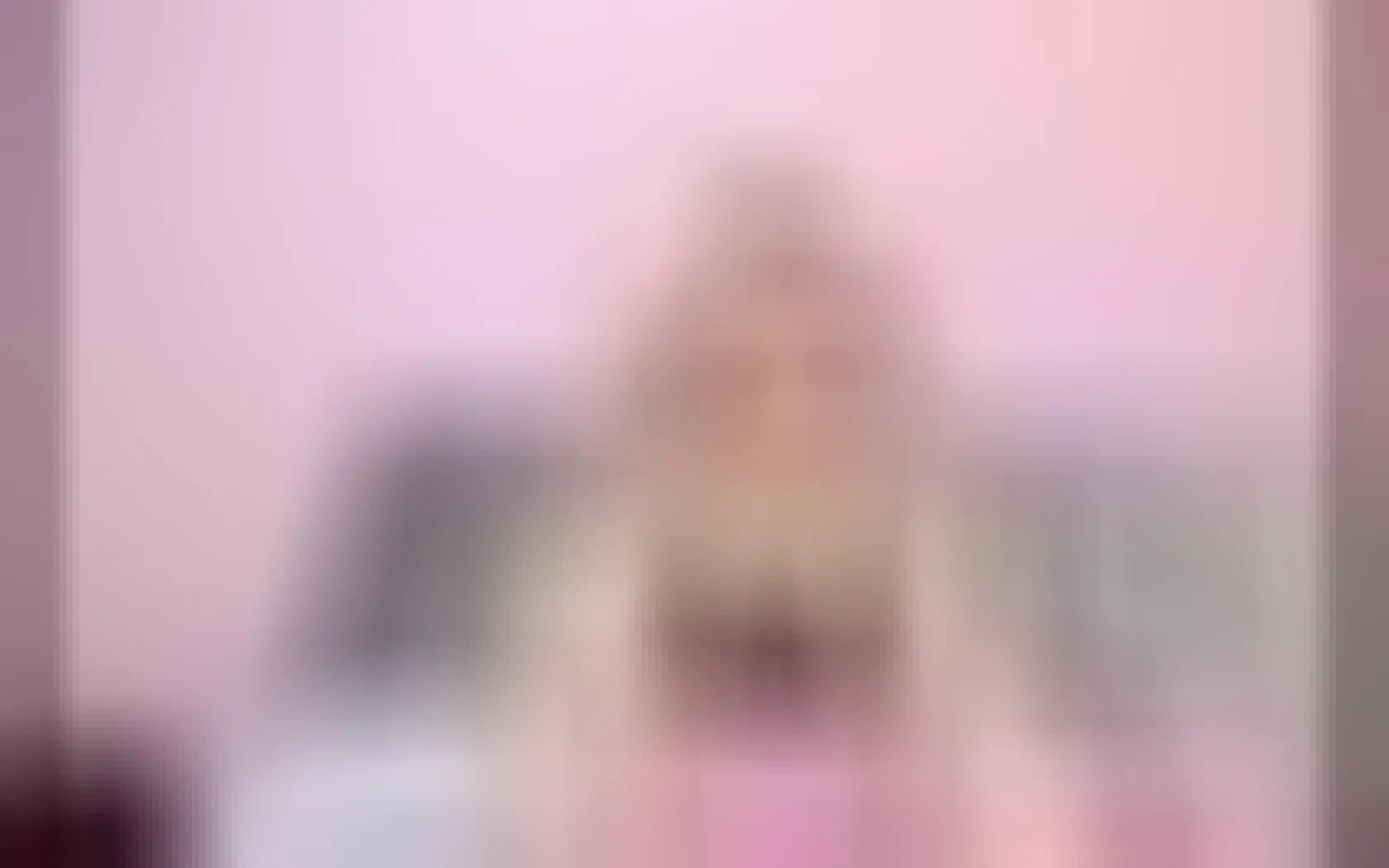 Intérprete MAGENTAPERN Video 1