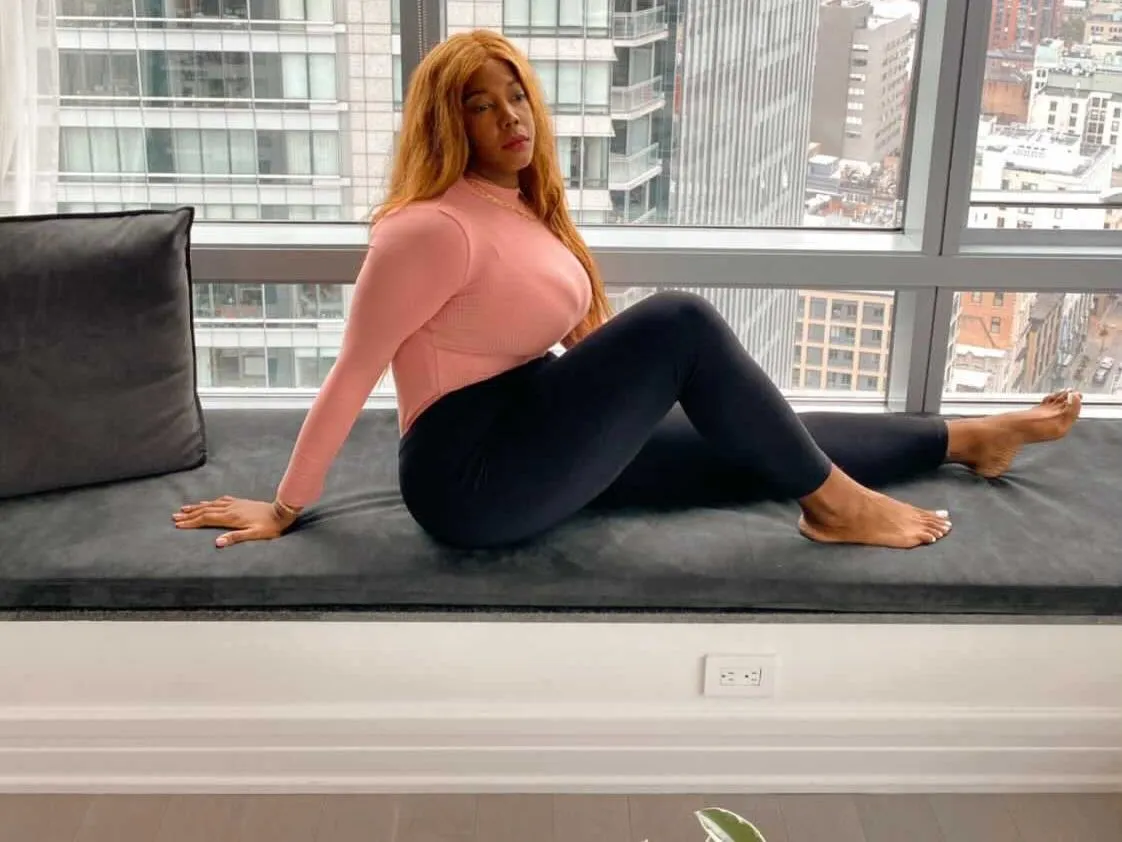 Profilbilde av MorticiaShmaddamsxo webkamera modell