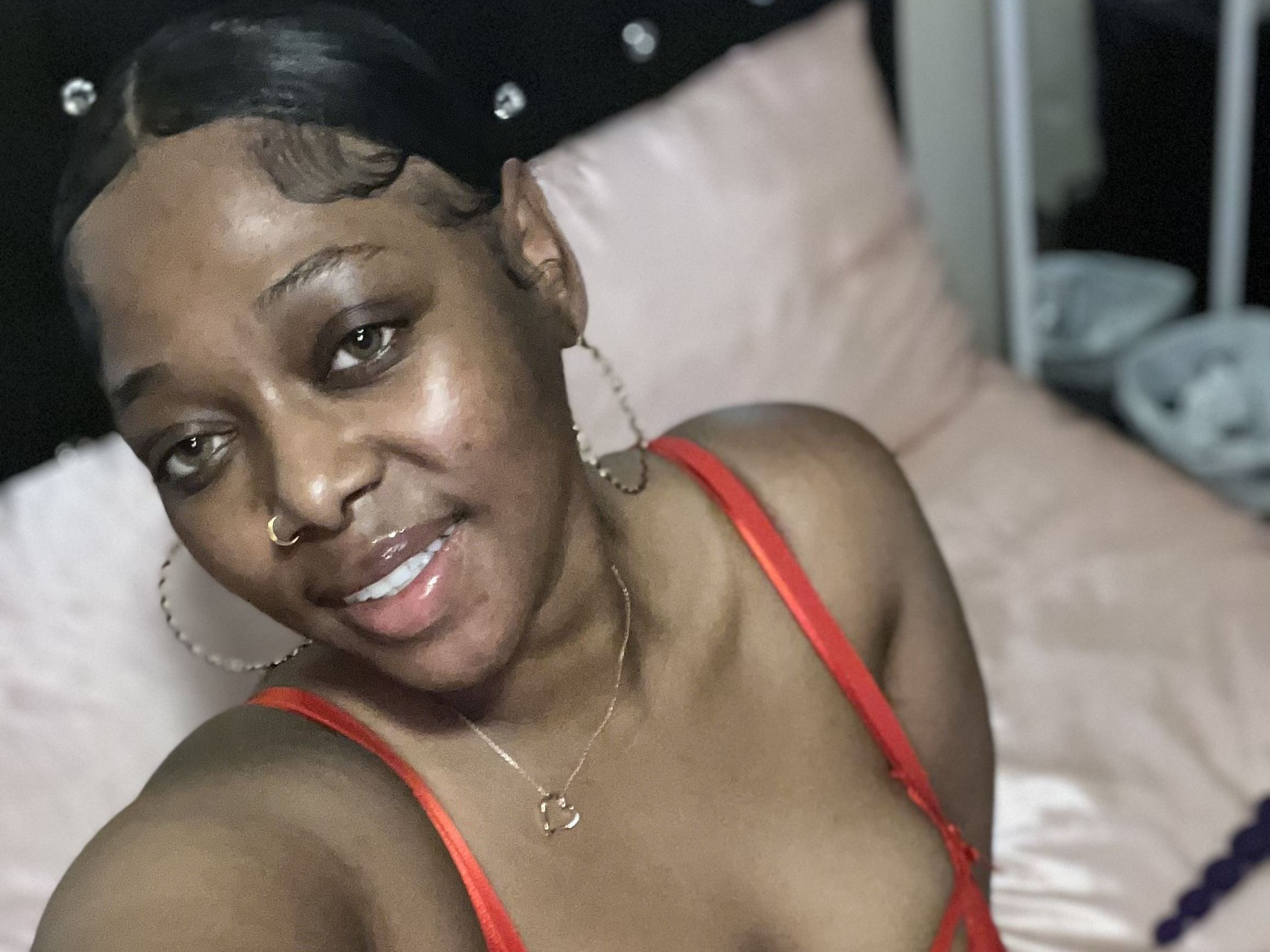 Image de profil du modèle de webcam juciybabii