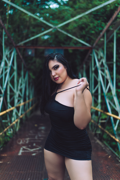 Performer AbigailRogerss Photo 4