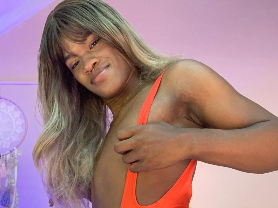 MattheoQueen profilbild på webbkameramodell