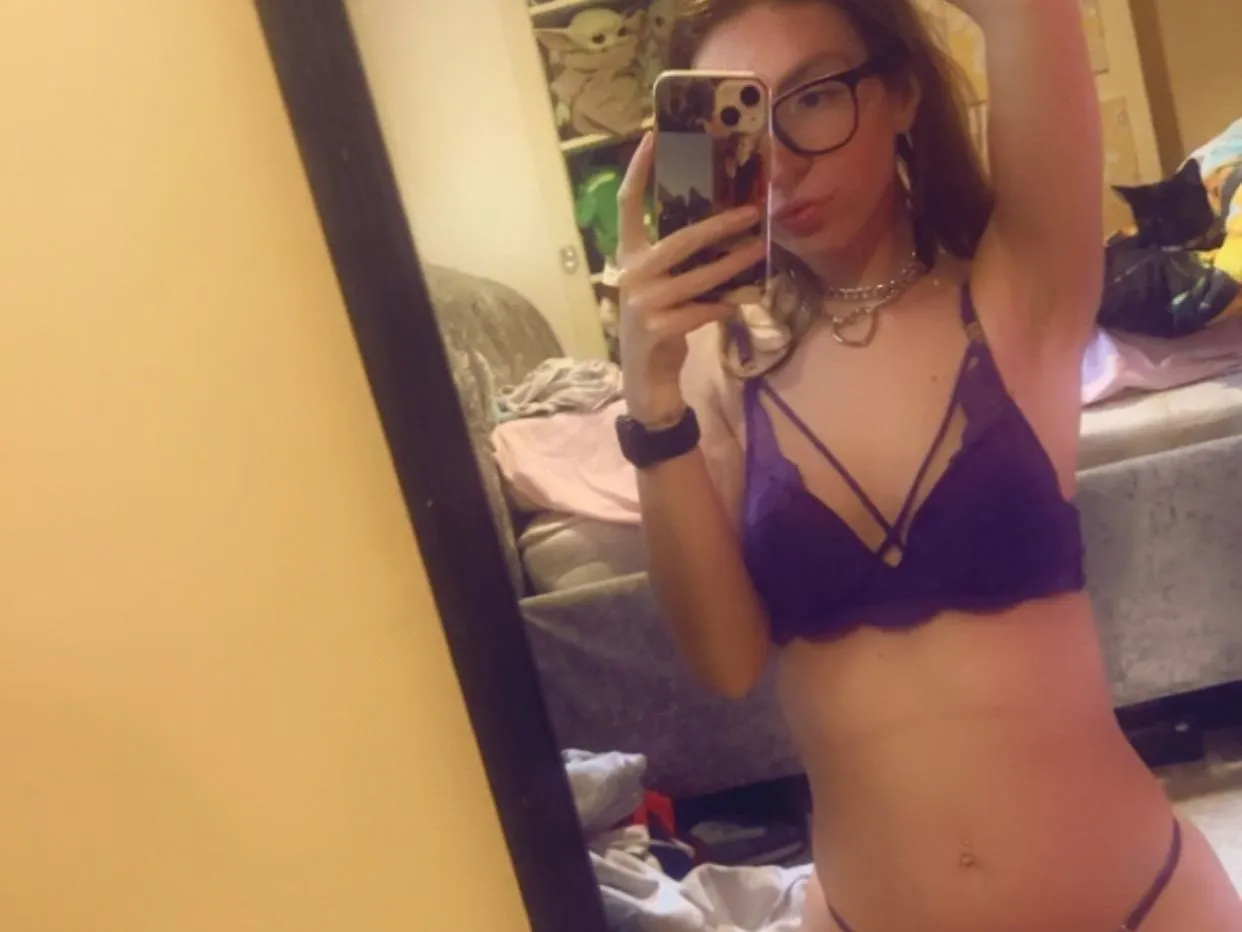 Foto de perfil de modelo de webcam de PetiteMissDaisy