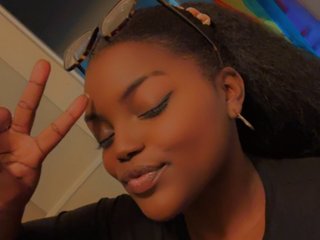 HoneyVxxx cam model profile picture