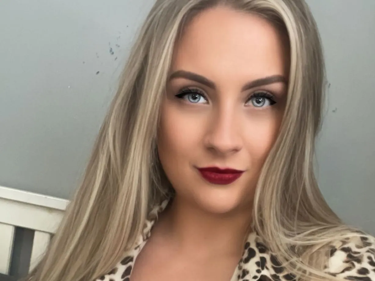 MysticMeg immagine del profilo del modello di cam