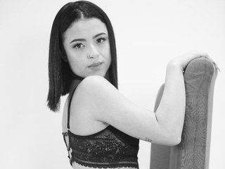 EvelinMiller97 profielfoto van cam model