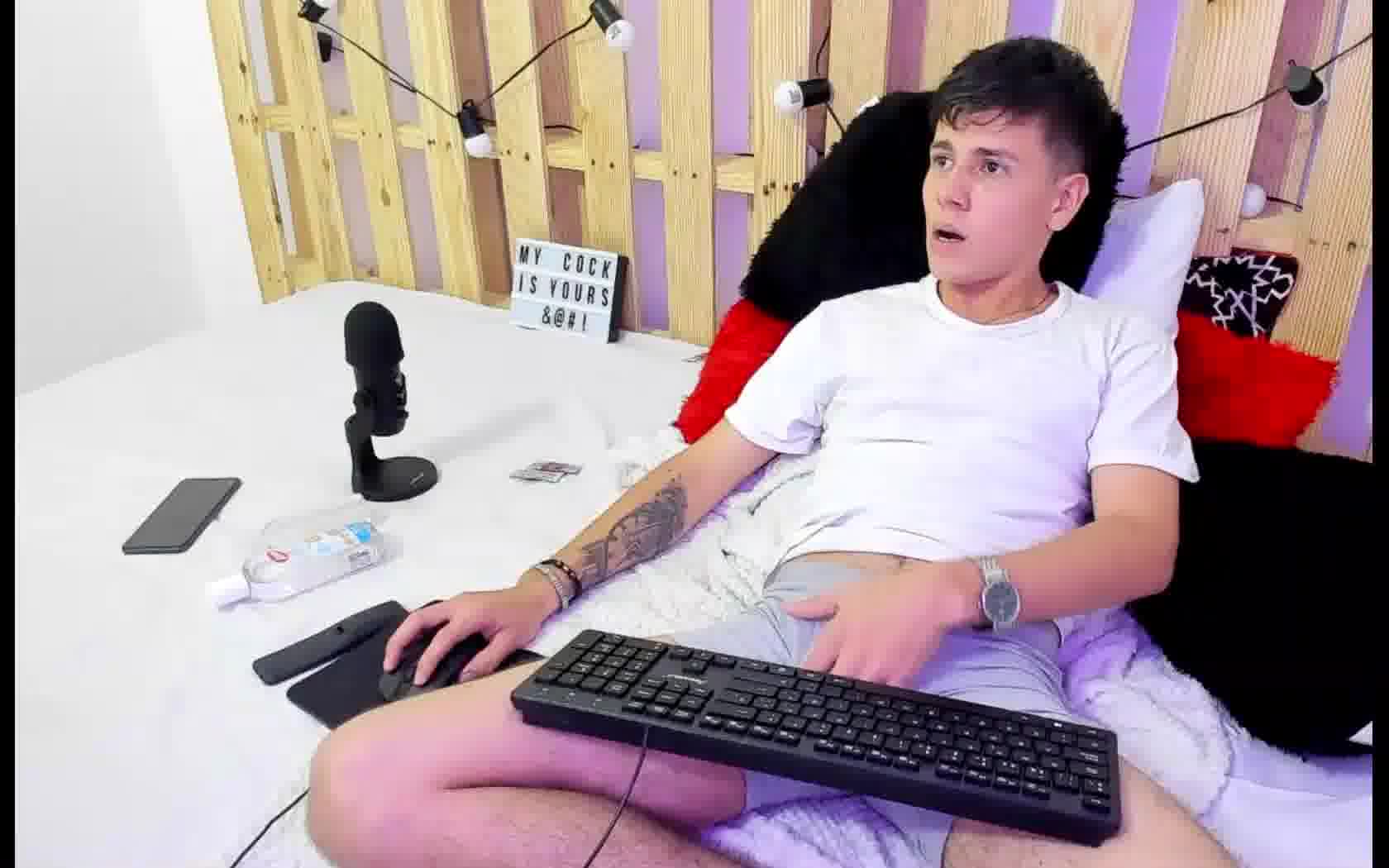 Performer Lifeboy22 Video 1