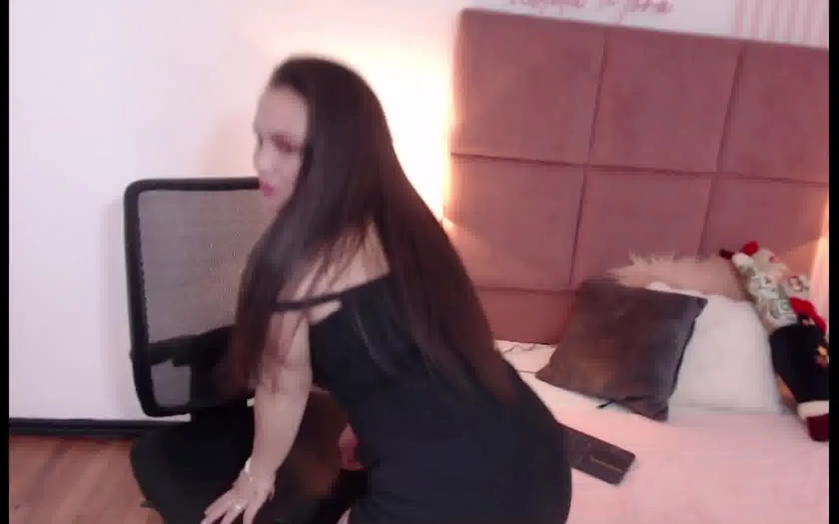 Performer SimonaTaylor Video 1