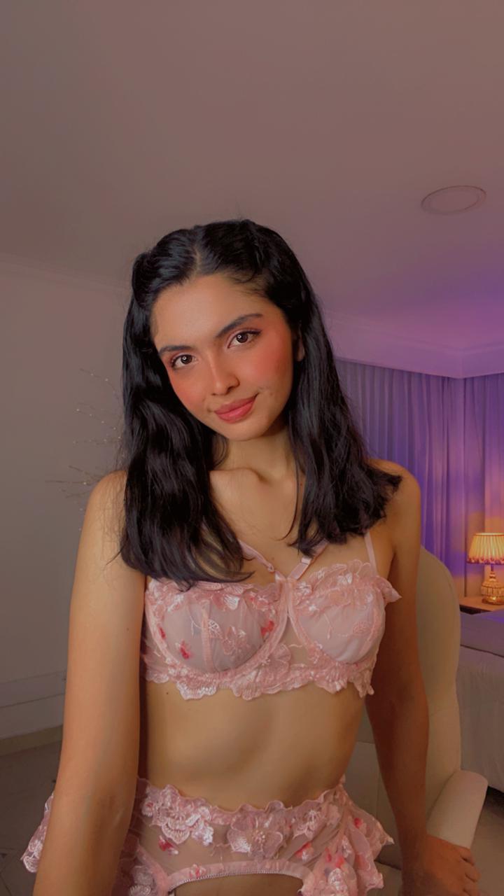 Interprète miaaeevans Photo 10