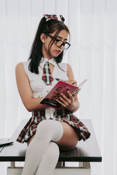 Darsteller AdaraMillerr Foto 10