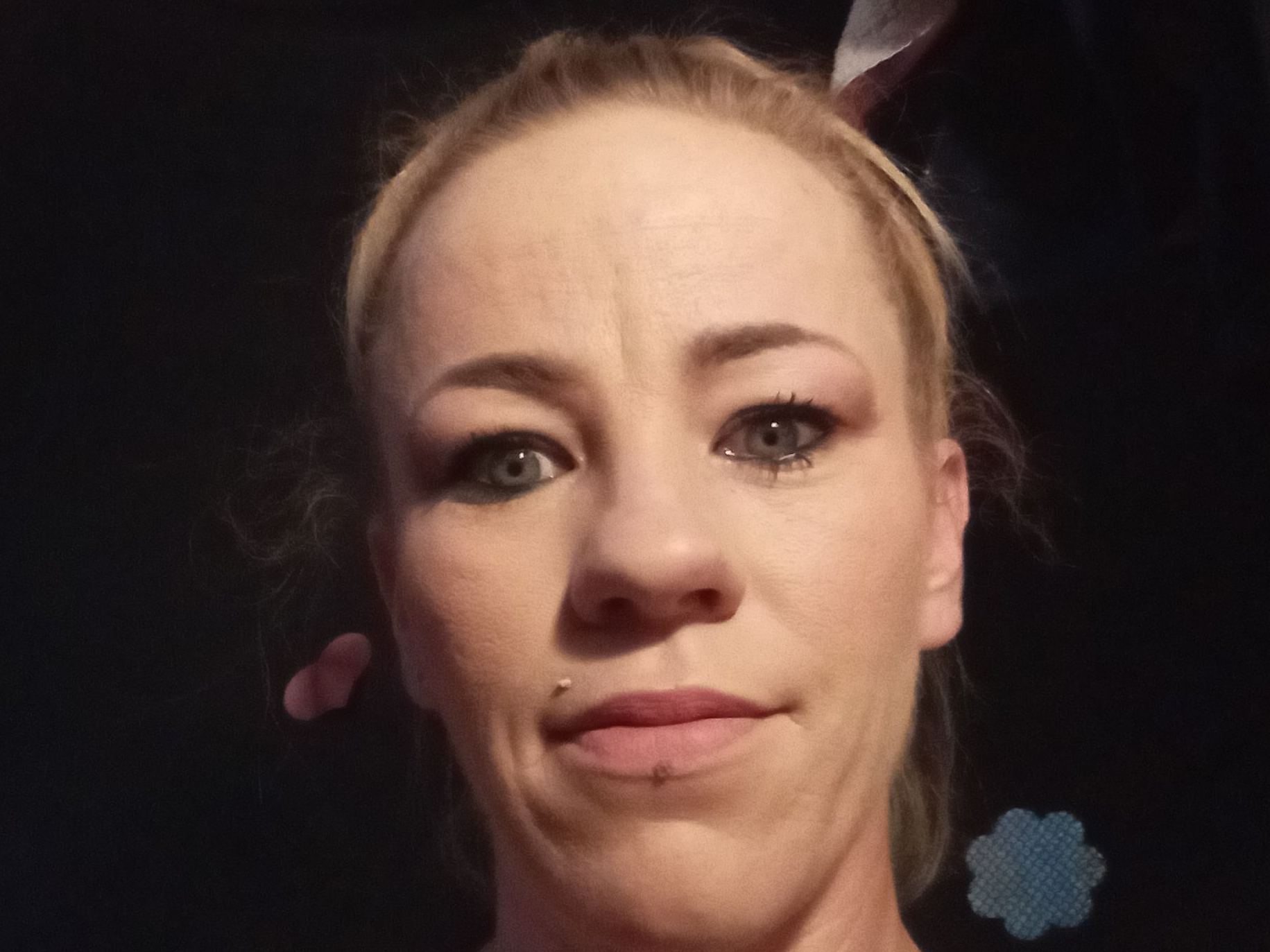 Lilpenni profilbild på webbkameramodell