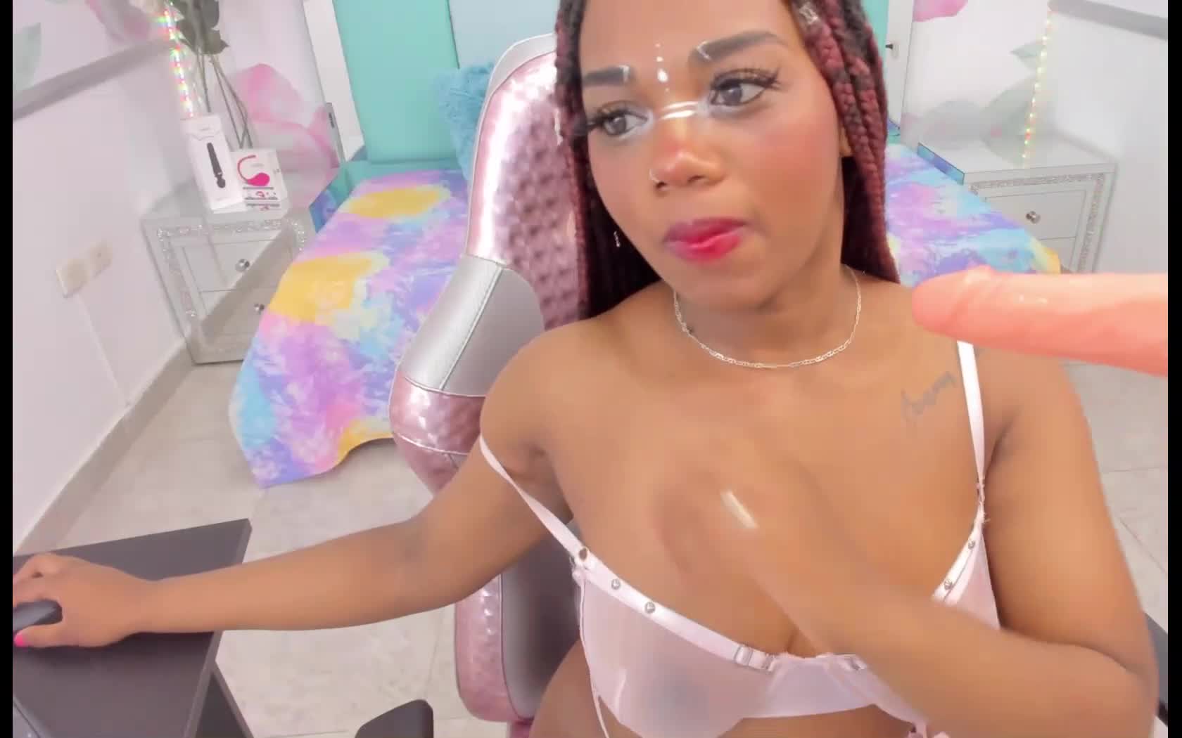 Intérprete NAIAHCARAMEL Video 1