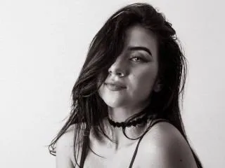 Image de profil du modèle de webcam IsaLoover