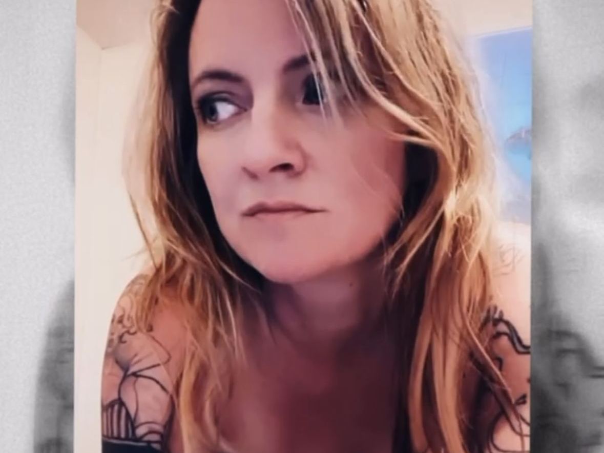 Image de profil du modèle de webcam ChampagneValentine