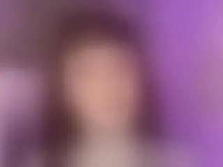 Image de profil du modèle de webcam bombom66