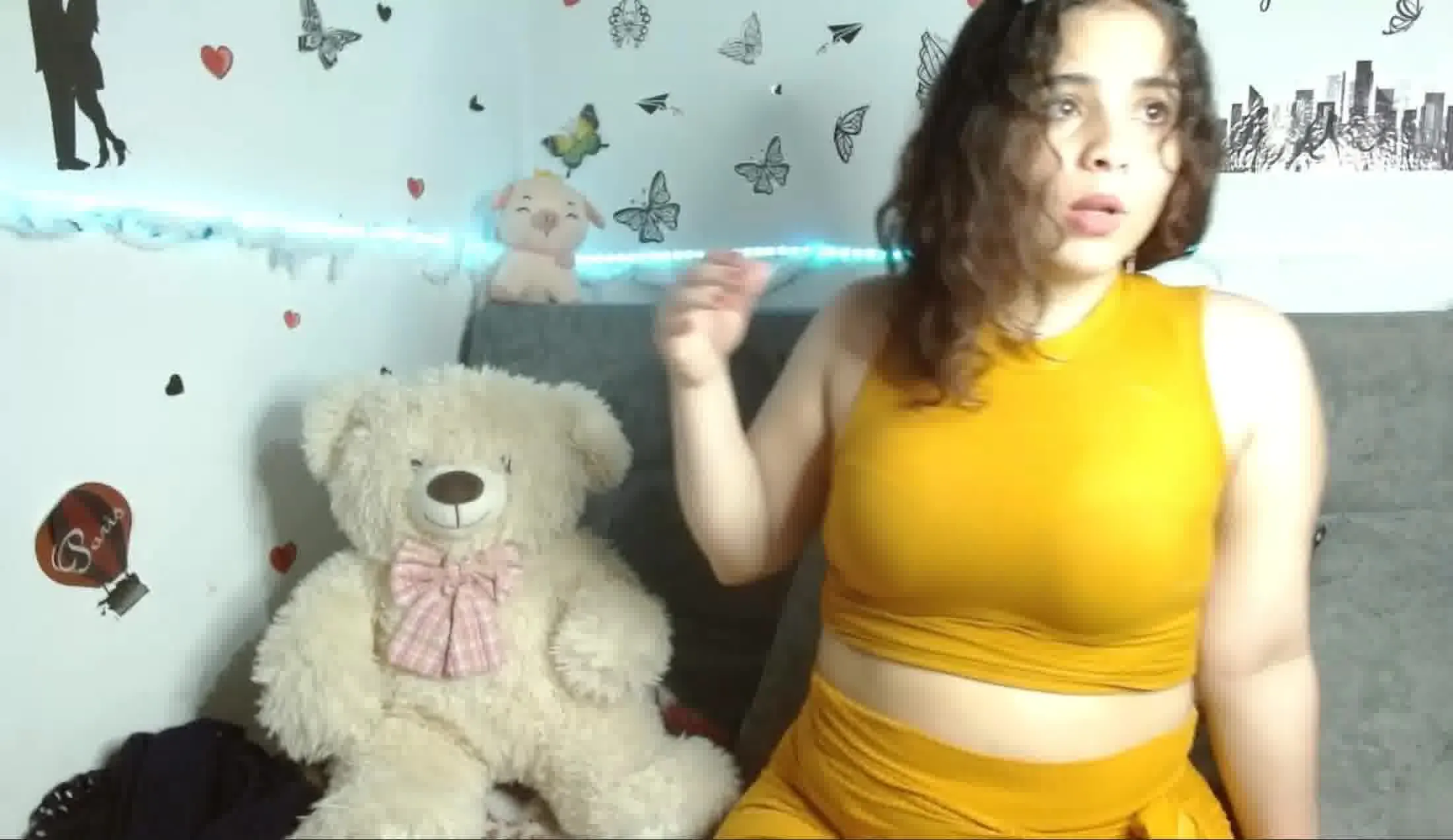 Artist sexyesmeralda202 Video 1