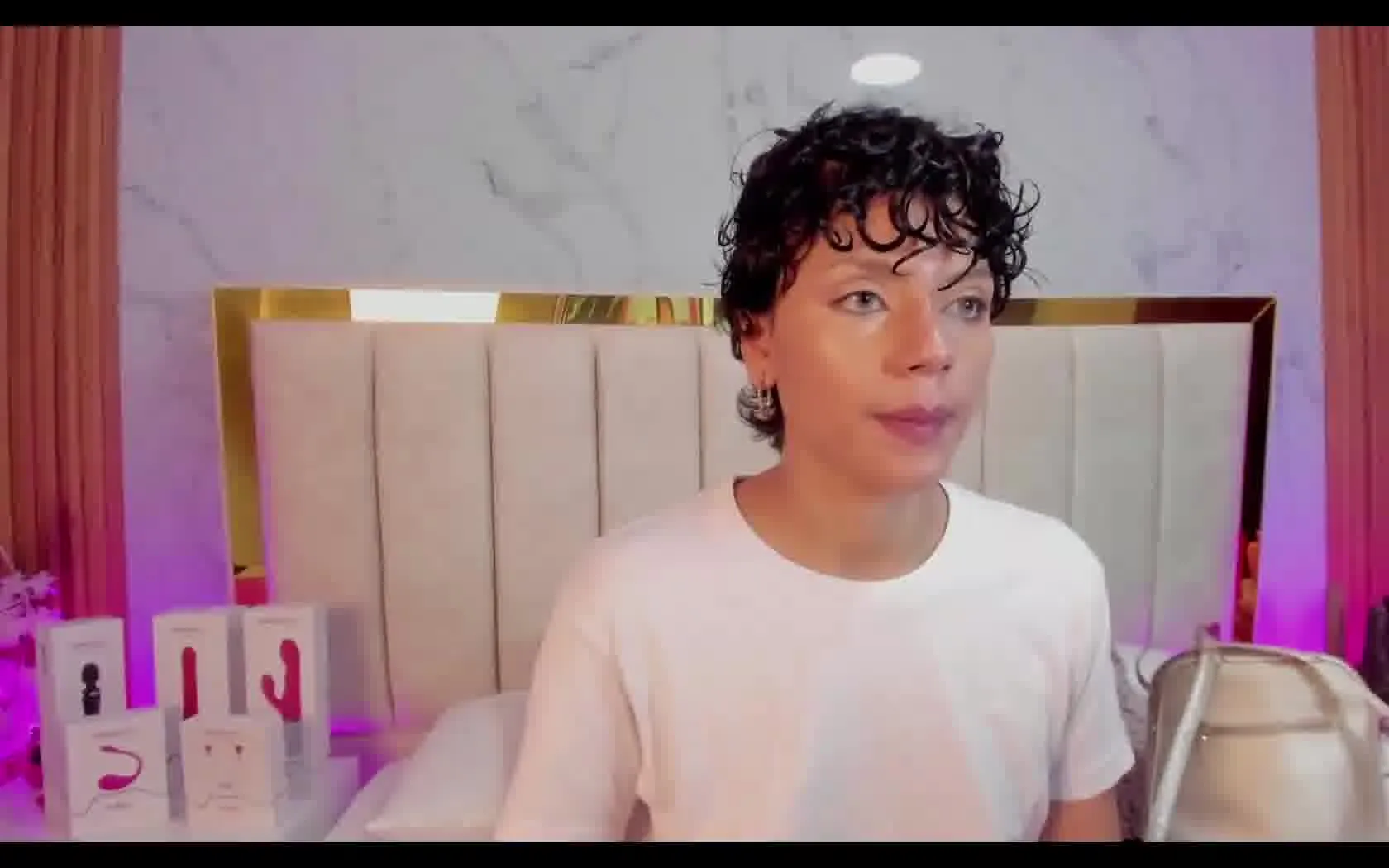 Artista NaomyLoveegb Video 1