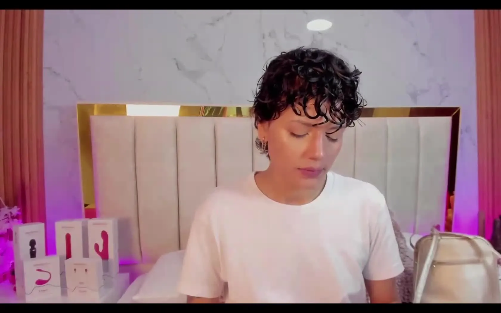 Utøver NaomyLoveegb Video 1