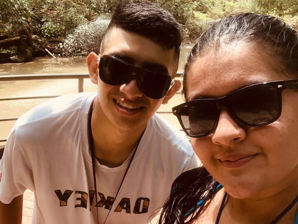 Foto de perfil de modelo de webcam de DulceySteven