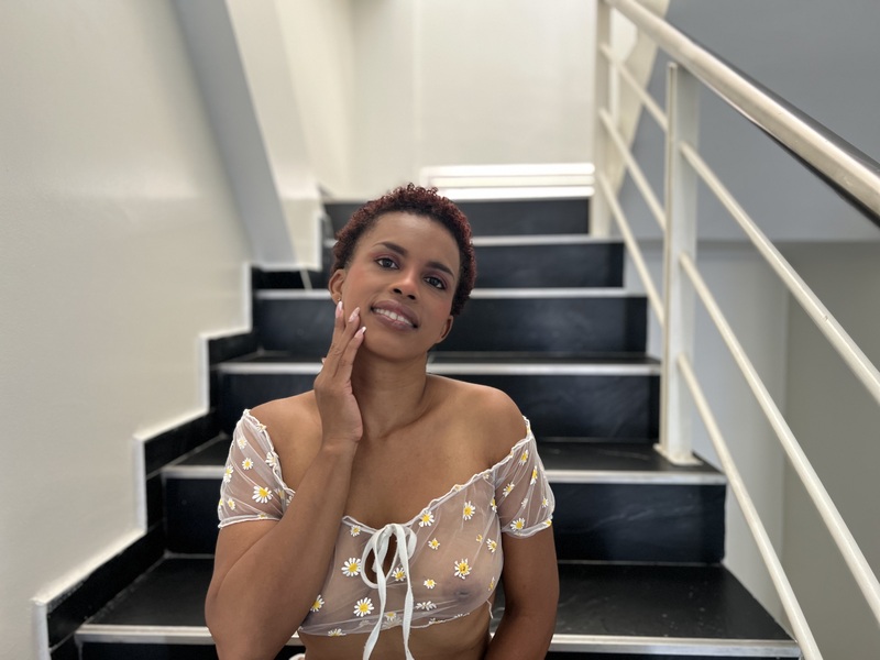 Performer JULIAWILSSON Photo 8