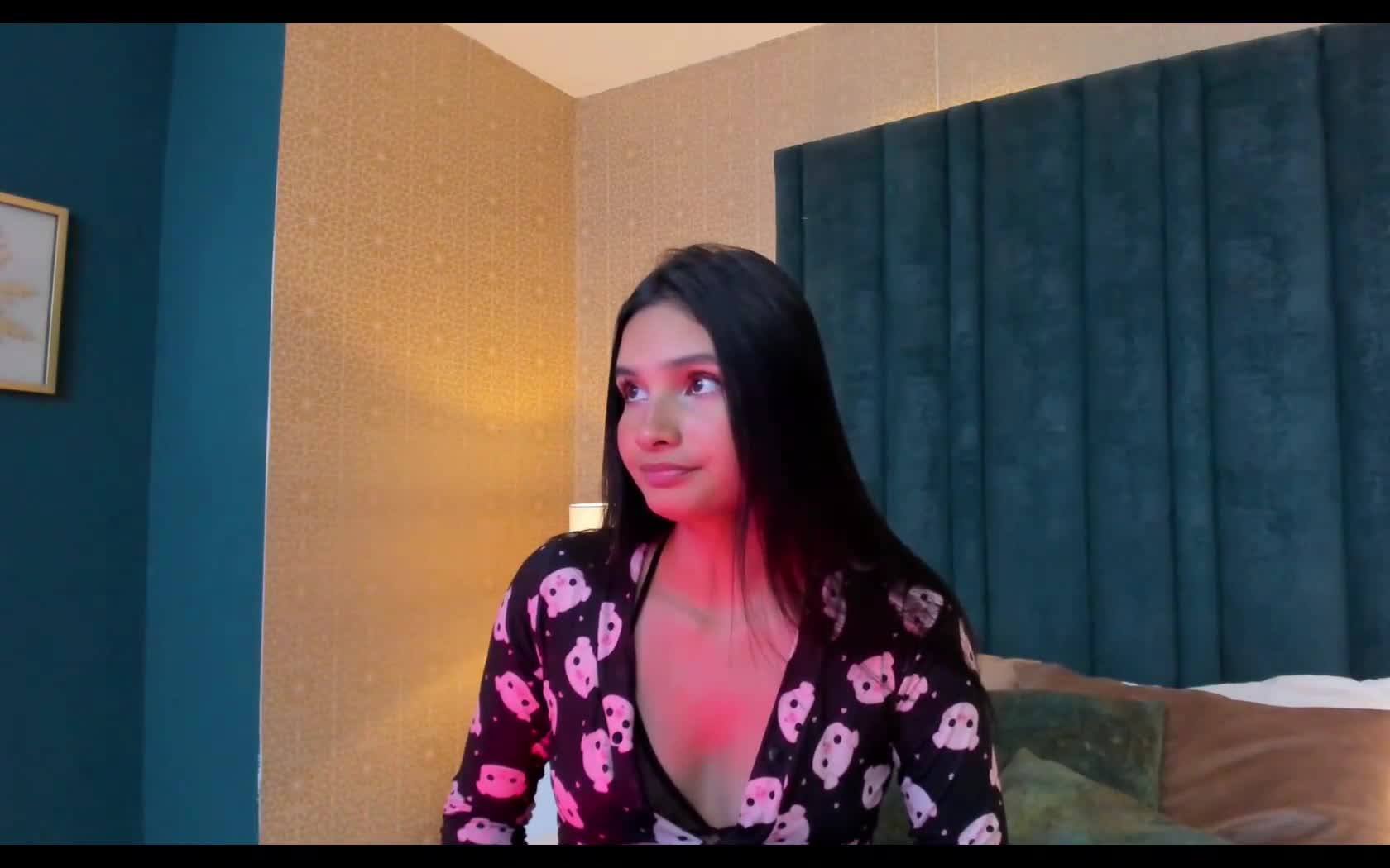 Artista AlanaBroke Video 1