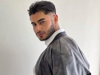 Image de profil du modèle de webcam Alandymond