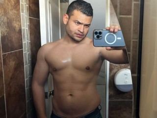 Imagen de perfil de modelo de cámara web de fetishroom69