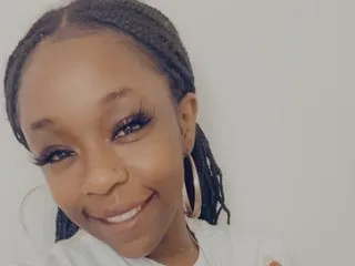 Mzddloveyouu profilbild på webbkameramodell