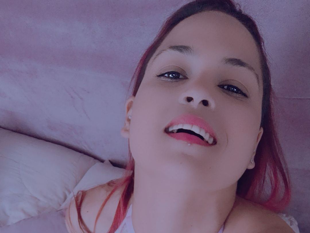 PaulaMontess immagine del profilo del modello di cam