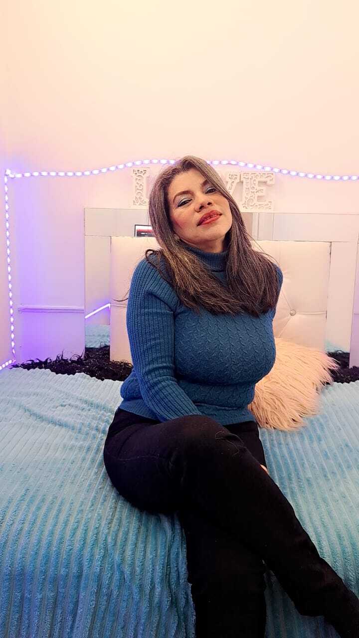 Interprète VikyAdams72 Photo 12