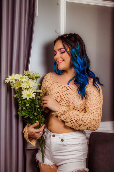 Performer MilleyThompson Photo 9