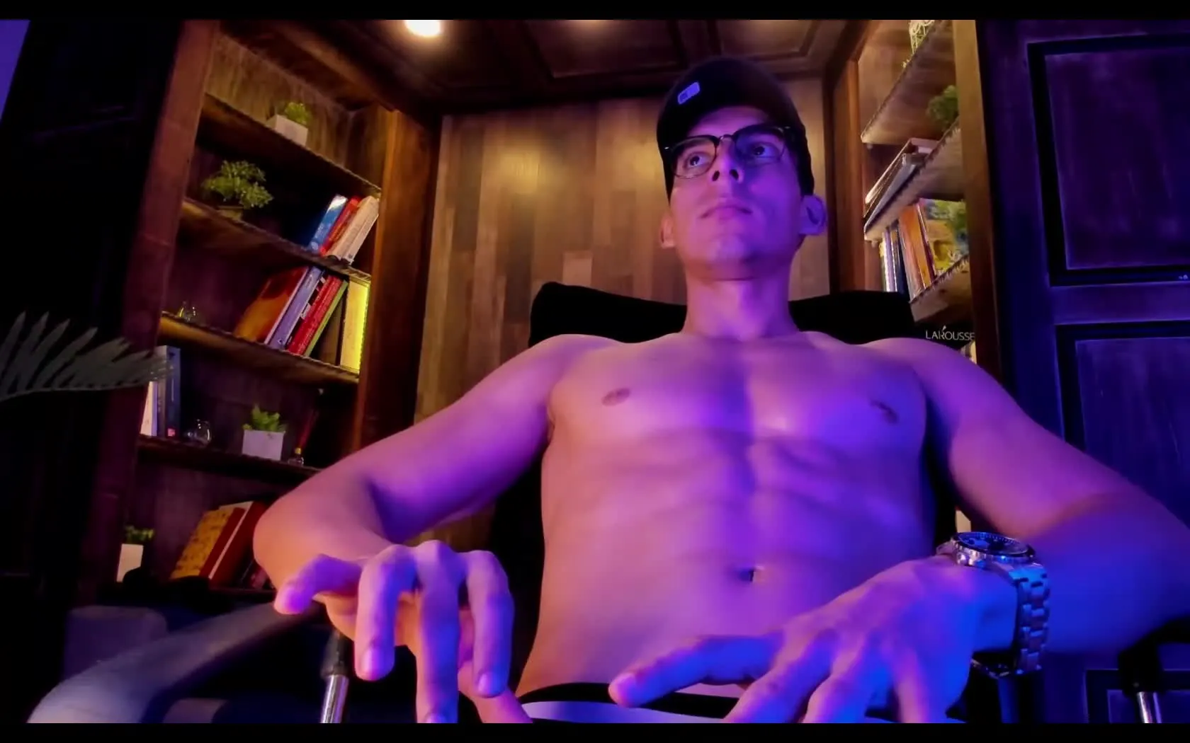 Interprete LukePeearson Video 1