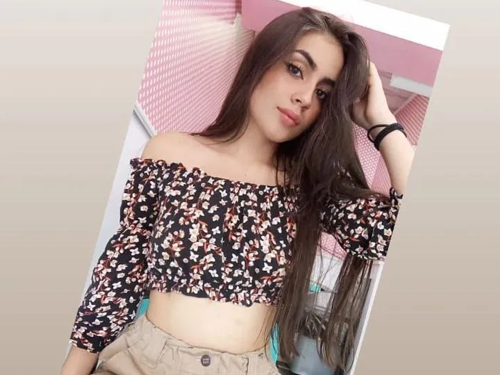 Imagen de perfil de modelo de cámara web de NickyyDoll