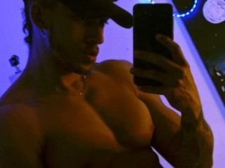 Foto de perfil de modelo de webcam de AronMilan 