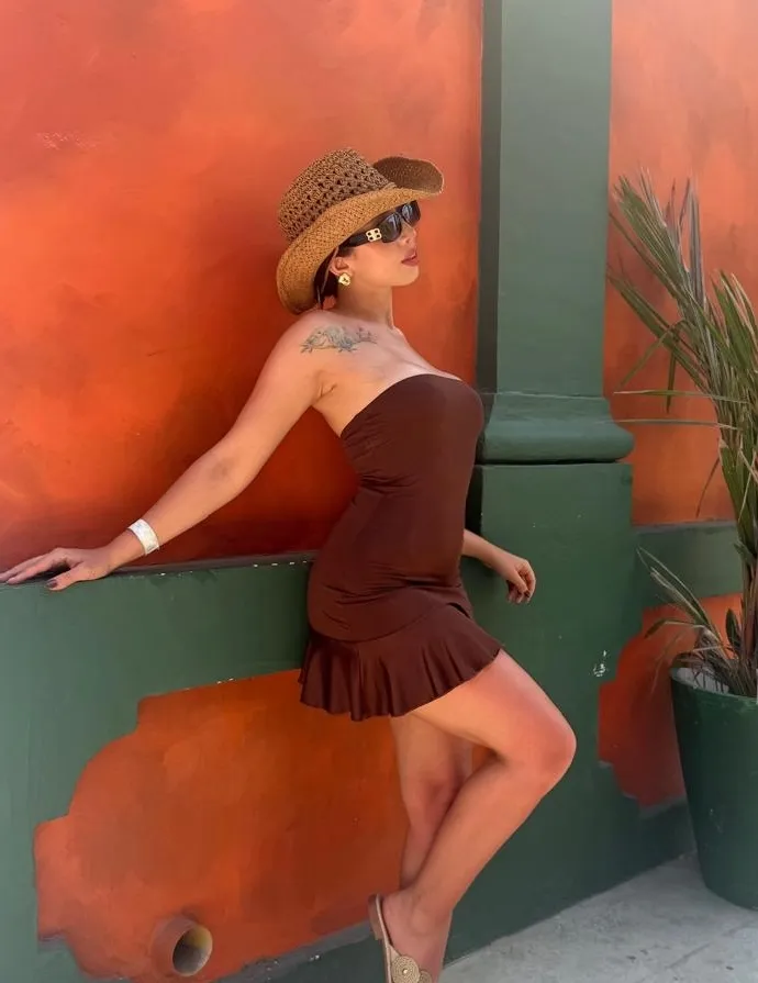 Performer EstefaniaHansen Photo 2