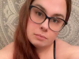 Redhotsexyraven cam model profile picture