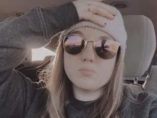 Image de profil du modèle de webcam DesiraeBalers