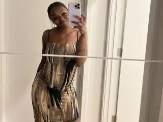 Profilbilde av chocolatedropbabyy webkamera modell